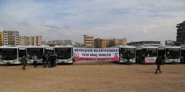 Yeni Alınan 15 Otobüs Törenle Hizmete Sunuldu