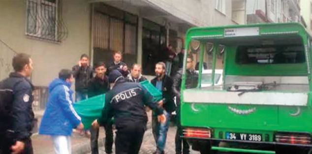 Sevgilisine şantajla tecavüz eden oğlunu öldürdü