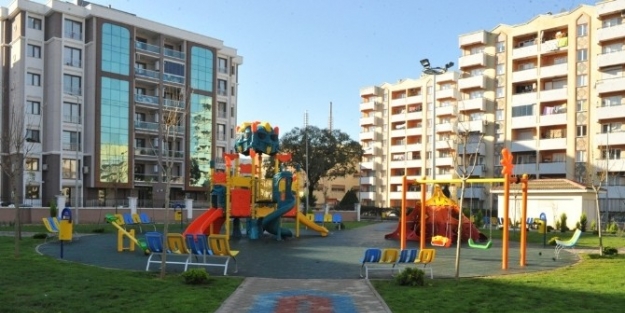 Buca Parklarla Donanıyor