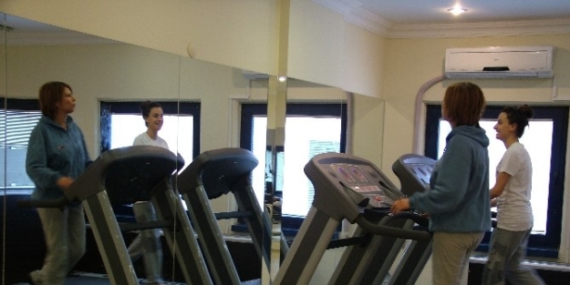 Fitness Salonlarından 3 Bin Bayan Yararlandı