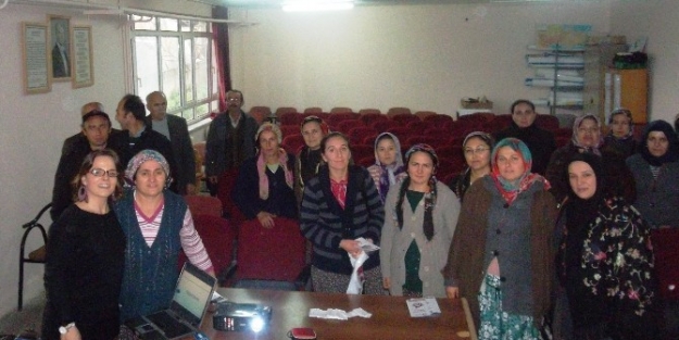 İzmit Belediyesi’nden Velilere Önemli Eğitim