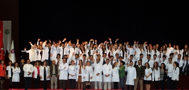 Geleceğin Diş Hekimleri Önlük Giydi