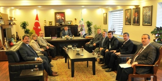 Darıca Kent Konseyi, Başkan Karabacak’ı Ziyaret Etti