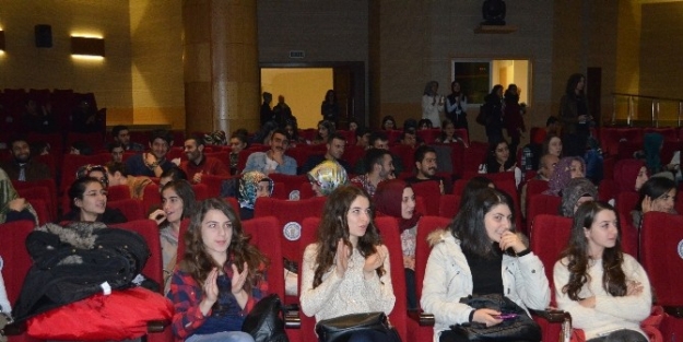 İsmail Bingöl’den Şiir Resitali