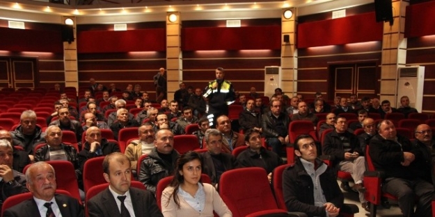 Bolu Belediyesi’nden Otobüs Şoförlerine Eğitim