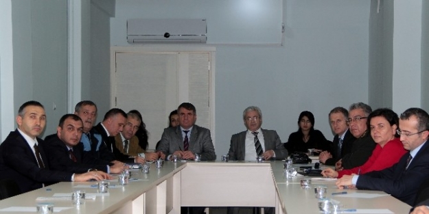 Manisa’da 7 Bin Kişiye Kapalı Alanda Sigara İçme Cezası