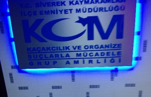 Yolcu Valizinde 2 Kilo Toz Esrar Ele Geçirildi