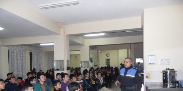 Korkuteli’nde Lise Öğrencilerine "trafik Ve Güvenlik" Semineri