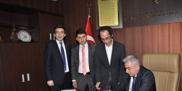 Öğretmen Akademisi Vakfı İle Protokol İmzalandi