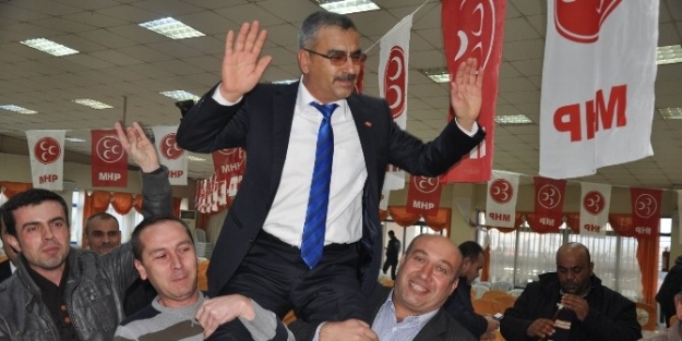 Kırkağaç Mhp’de Zafer Vedat Terdi’nin