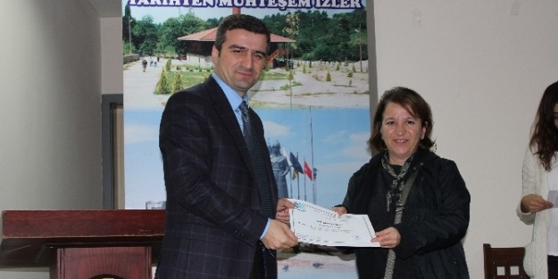 Kosgeb Uygulamalı Girişimcilik Destek Eğitimine Katılanlara Sertifikaları Verildi