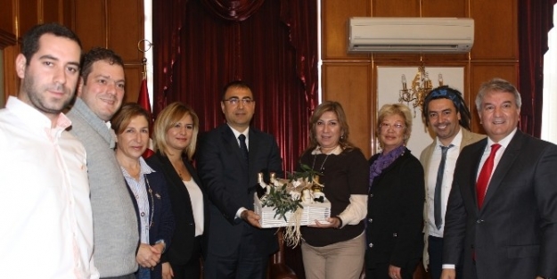 Foça Tuder Hız Kesmiyor