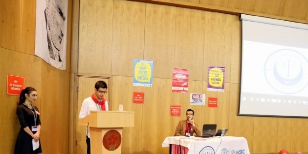 Cü’de ‘hıv Nedir? Türkiye Ve Dünyadaki Seyri’  Adlı Konferans Düzenlendi