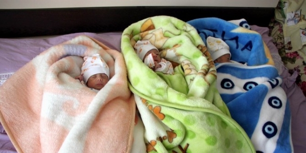 Recep, Tayyip, Erdoğan Adlı Üçüzlere Altın Hediye Edildi