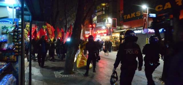 Yürüyüşe biber gazlı müdahale