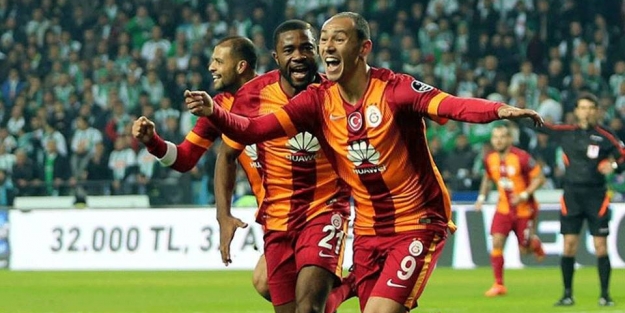 Galatasaray'ın 4 penaltısı verilmedi!