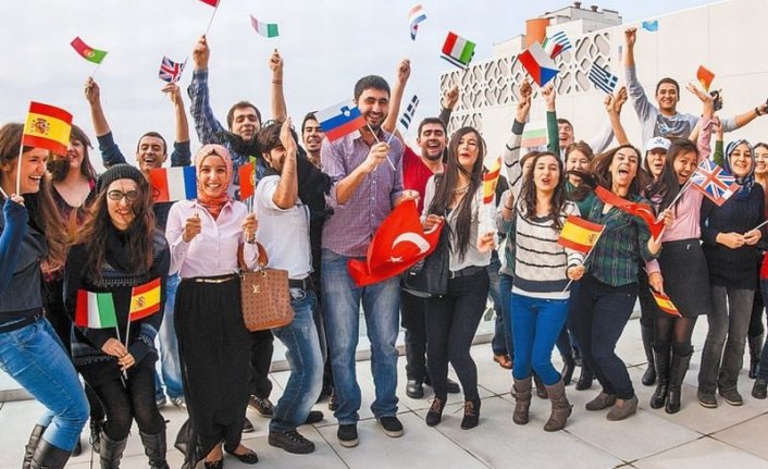 Erasmus'a giden dönmüyor! Bakanlık harekete geçti