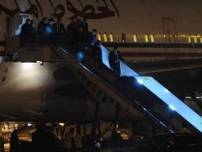 Türkiye'ye 5 uçakla geldi