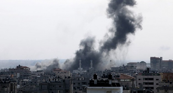 Suriye İsrail uçağı düşürdü!