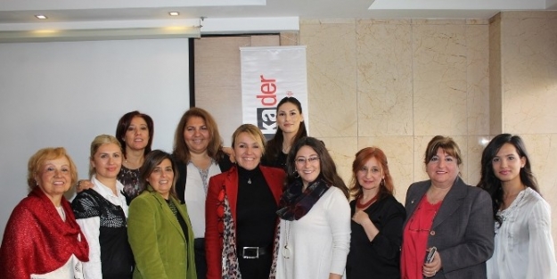 Urla’da Kadının Siyasetteki Yeri Tartışıldı