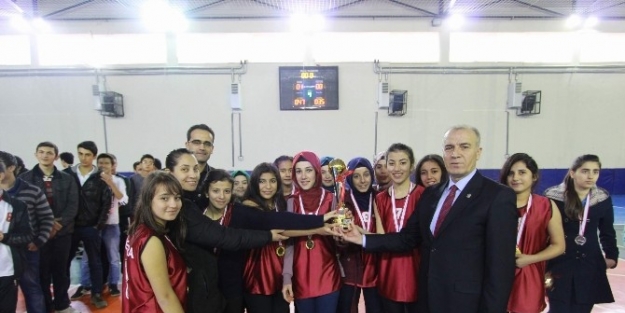Gençlerde Basketbolun Şampiyonlari Belli Oldu