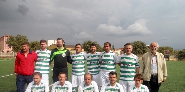 Yeşilçay Kendi Evinde Altın Değerinde Puan Alarak Ligde Kaldı