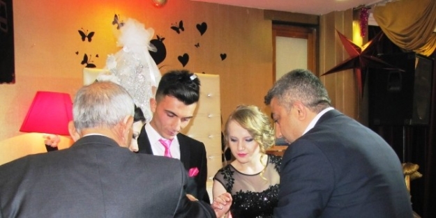 Başkan Çalişkan, Genç Çifte Yüzük Taktı