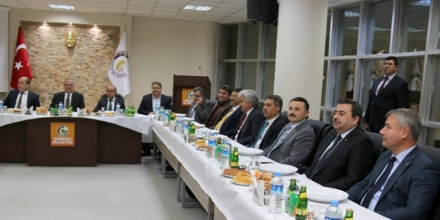 Belediye Başkanları Gördes’te Toplandı
