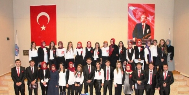 Hazreti Mevlana Şiirlerle Anıldı