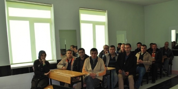 İşçilere, İş Güvenliği Ve İşçi Sağlığı Eğitimi