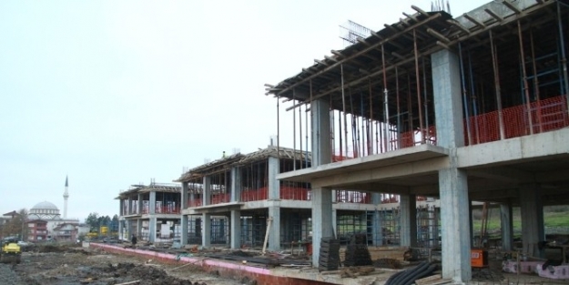 Başiskele Yeni Belediye Binası Yükseliyor