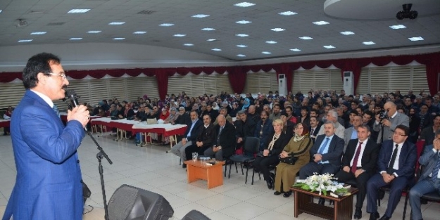 Aşıklar Sazlarını Körfezliler İçin Konuşturdu