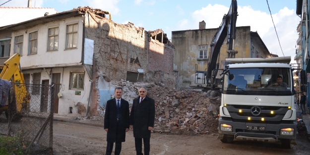 Açık otopark ve meydan inşaatı için hazırlıklar tamam