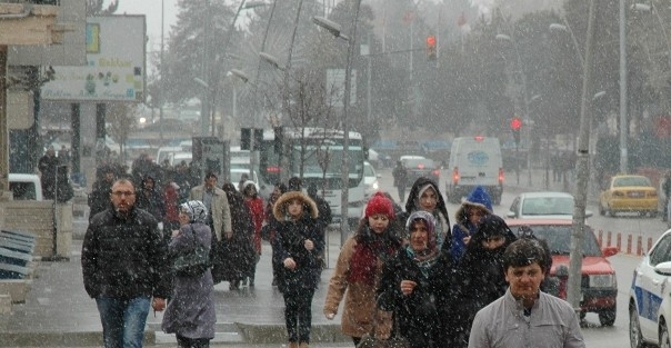 Erzurum’da Beklenen Kar Geldi