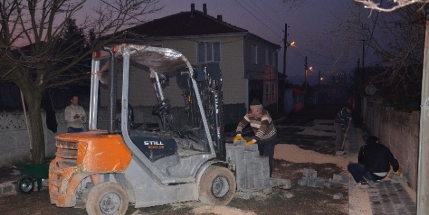 Ergene Kırkgöz Mahallesi’nde Yol Çalişmasi Başladı