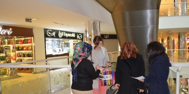 Üniversiteli Gençler Uyuşturucuya Savaş Açtı