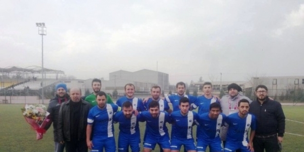 Yunusemre Belediyespor Devreyi Lider Bitirdi