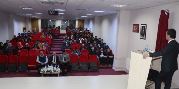 Erzincan Tso Başkanı Selçuk Polat’tan Öğrencilere Seminer