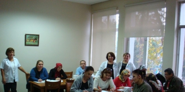 Karşıyaka Devlet Hastanesi’nde Faydalı Kurs