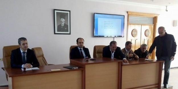 Manyas Sosyal Yardımlaşma Vakfı’nın Üyeleri Seçildi