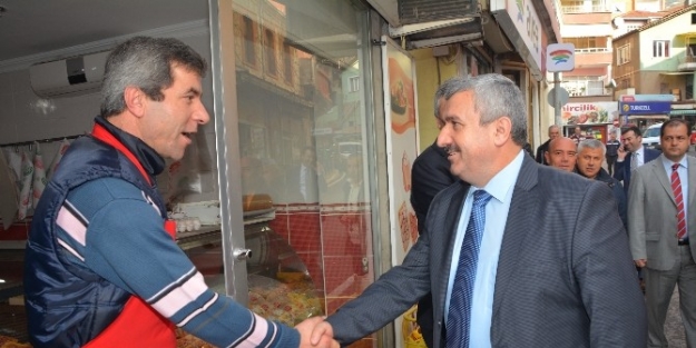 Başkan Baran Hereke’de Esnafları Ziyaret Etti