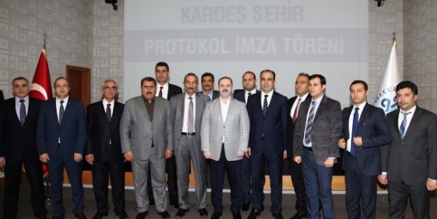 Selçuklu İle Tuşba Kardeş Oldu