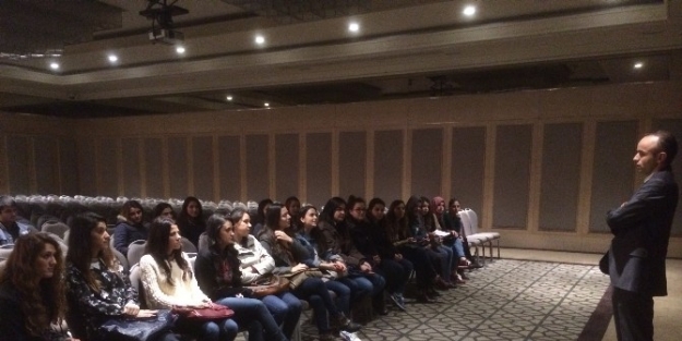 Gökçebey Myo’ya Zonguldak’ta Kariyer Semineri Verildi