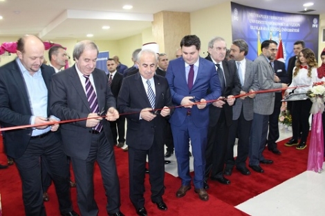Balkanlar'ın ilk Türkçe üniversitesi açıldı
