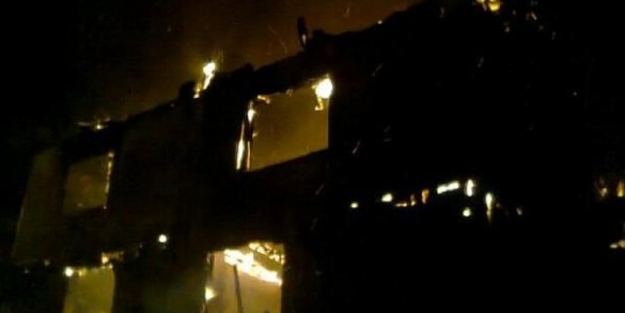 Yaşlı çift yanarak can verdi!