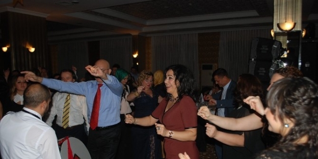 Özel Optimed Hastanesi’nden 2015 Eğlencesi