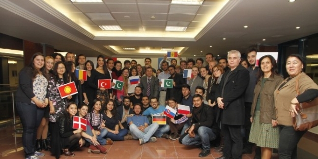 Uluslararası Öğrenciler Hünerlerini Sergiledi