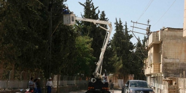 Edaş Bakım Ve Onarım Çalişmalarini Sürdürüyor