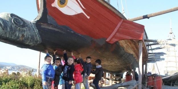 Minik Öğrencilerden Kültürel Yolculuk