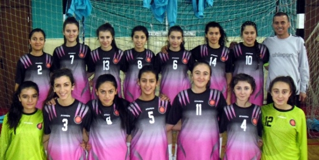 Hentbol’e Beylerbeyi Mührü